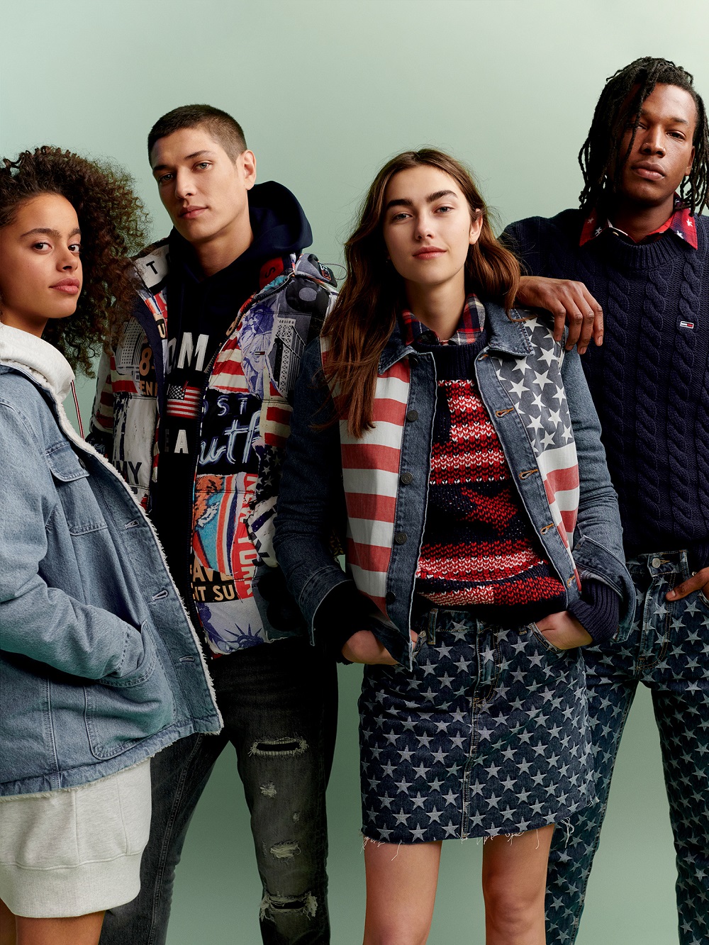 Ο TOMMY HILFIGER ΠΑΡΟΥΣΙΑΖΕΙ ΤΗΝ TOMMY JEANS ΚΑΜΠΑΝΙΑ ΓΙΑ ΤΟ ΦΘΙΝΟΠΩΡΟ 2019