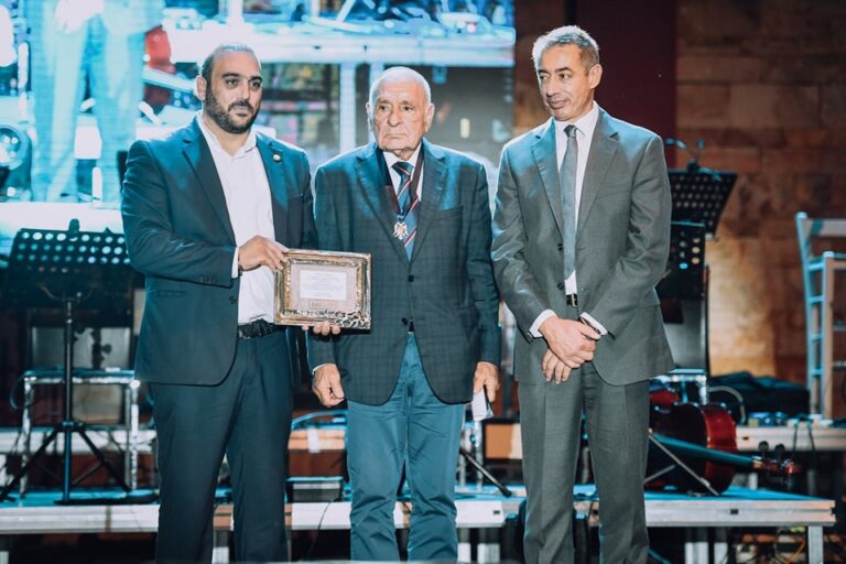 "Καταδικάζουμε την απόφαση του Δήμου Αγίας Νάπας να τιμήσει τον πραξικοπηματία"