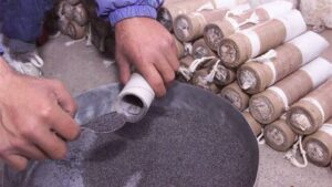 Τρέμουν οι κάτοικοι της Αραδίππου για τη "βόμβα" που έχουν δίπλα τους (ΒΙΝΤΕΟ)