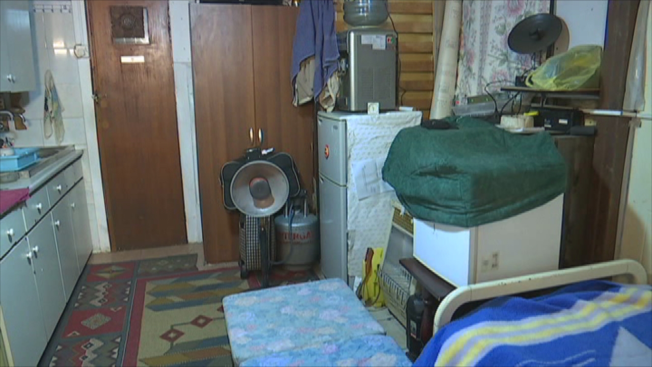 "Ξεσκονίζουν" τραπεζικούς λογαριασμούς για την απάτη με άστεγους