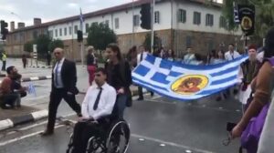 Μαθητές είπαν "ΟΧΙ" στα τερτίπια του καιρού και τις συστάσεις (ΒΙΝΤΕΟ)