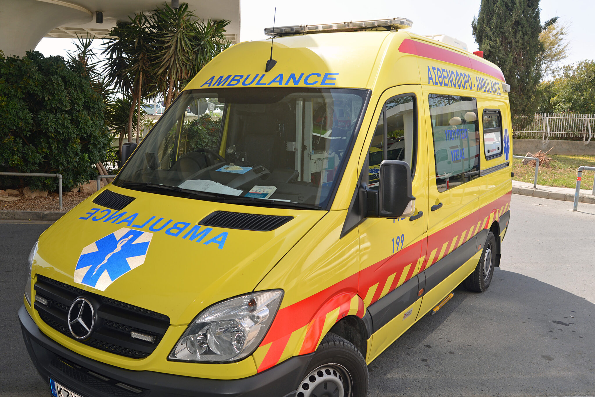 Στο νοσοκομείο μοτοσικλετιστής μετά από τροχαίο στη Λάρνακα