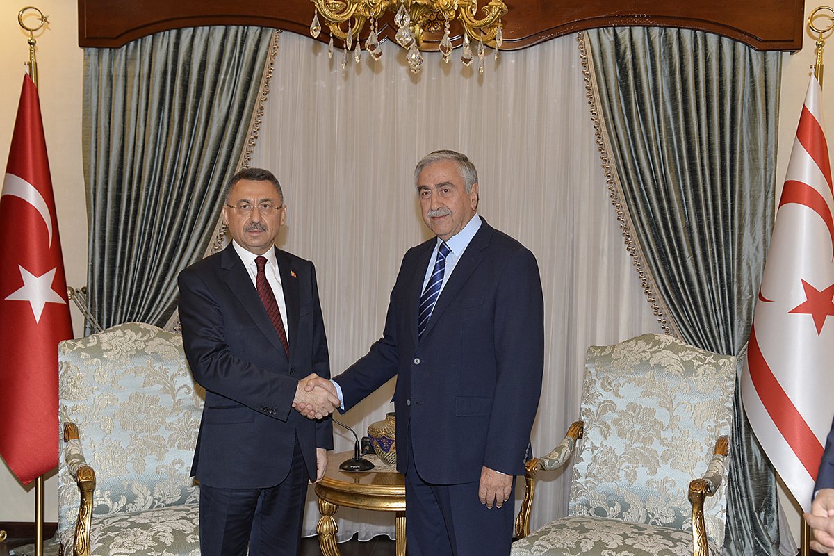 Έξω φρενών η Άγκυρα με τον Ακιντζί που καταδίκασε την "Ειρηνική Άνοιξη"