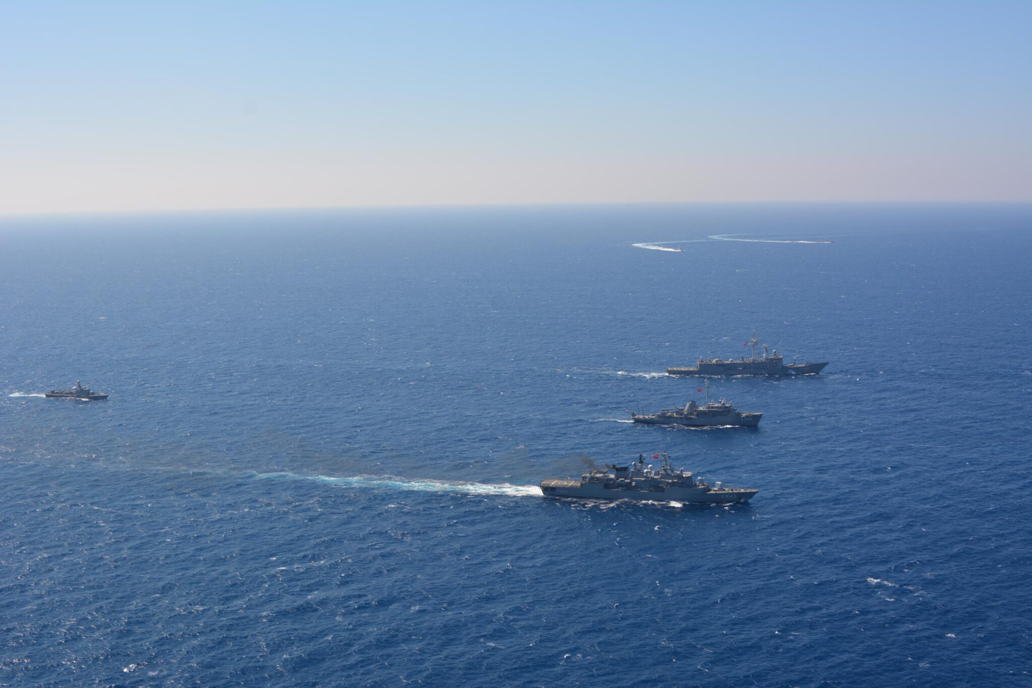 Άσκηση με πραγματικά πυρά εντός της κυπριακής ΑΟΖ ανακοίνωσε ο τουρκικός στρατός