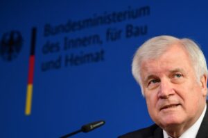 O Γερμανός ΥΠΕΣ μεταβαίνει σε Άγκυρα και Αθήνα για το προσφυγικό