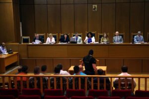 Απολογήθηκε η πρώην βουλευτής της Χρυσής Αυγής, Ελένη Ζαρούλια