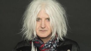 Αυτή είναι η νέα σύντροφος του Νίκου Καρβέλα μετά το διαζύγιο του! (ΦΩΤΟ)