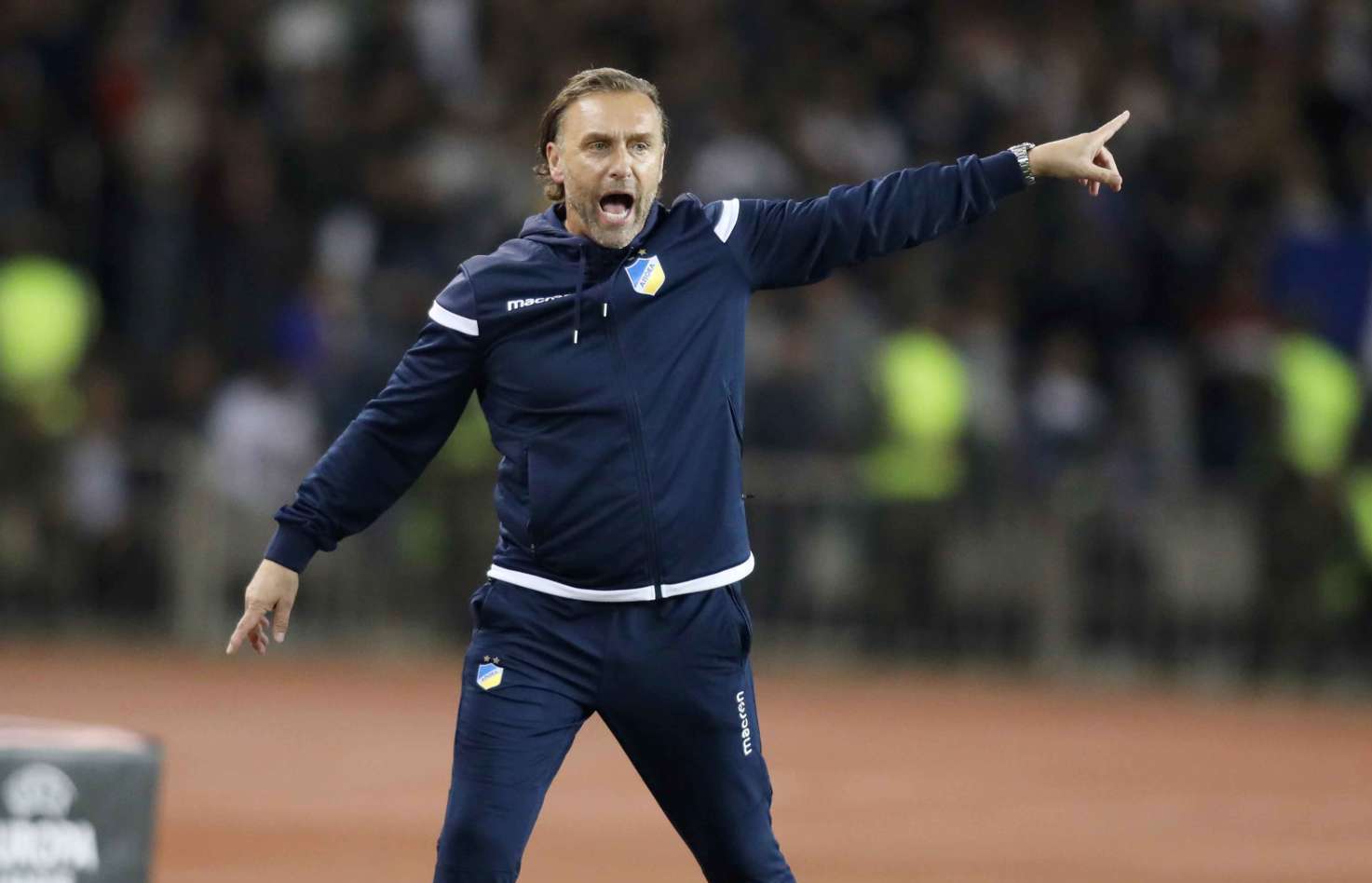 Ντολ: «Όσοι δεν τα δίνουν όλα θα έχουν πρόβλημα» (ΒΙΝΤΕΟ)