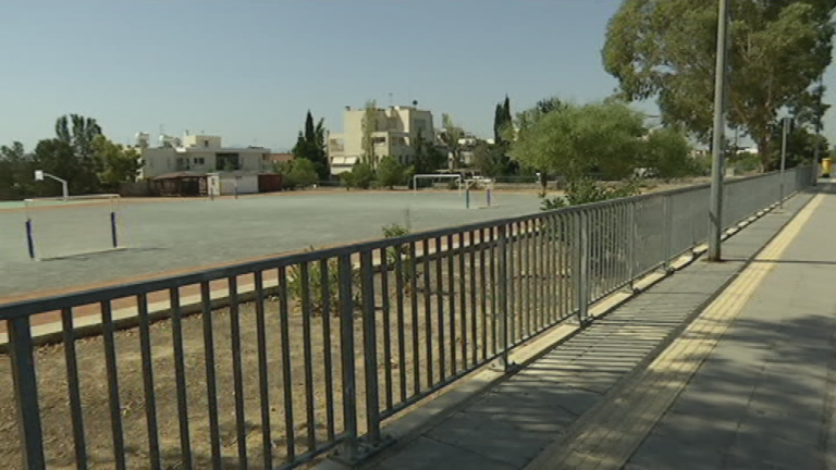 Εξωσχολικοί "μπούκαραν" σε Γυμνάσιο και επιτέθηκαν σε Διευθύντρια