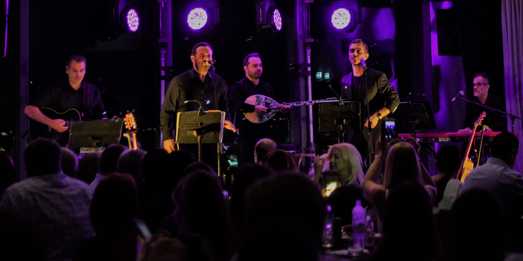 Μεγάλη επιτυχία είχαν οι εμφανίσεις Χατζηγιάννη-Μακεδόνα στη Λάρνακα