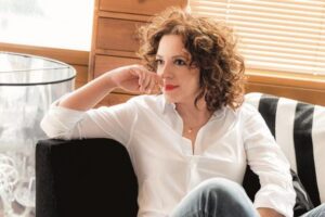 Ελένη Ράντου: «Ήμουν έγκυος κι έφυγα από το σπίτι… ο Βασίλης έπαθε σοκ»