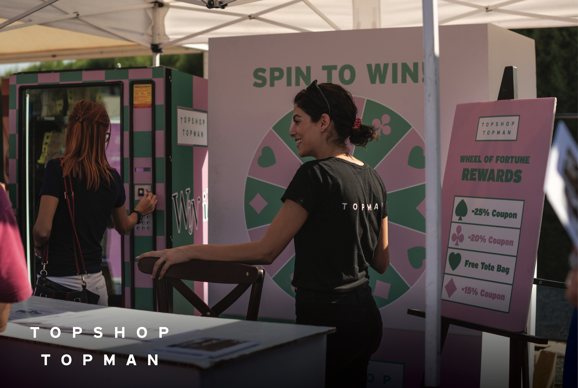 ΤΟ TOPSHOP – TOPMAN ΚΟΝΤΑ ΣΤΟΥΣ ΦΟΙΤΗΤΕΣ