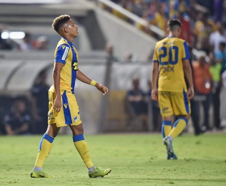 Αυτός είναι ο δεύτερος παίκτης του ΑΠΟΕΛ που υπέπεσε σε πειθαρχικό παράπτωμα