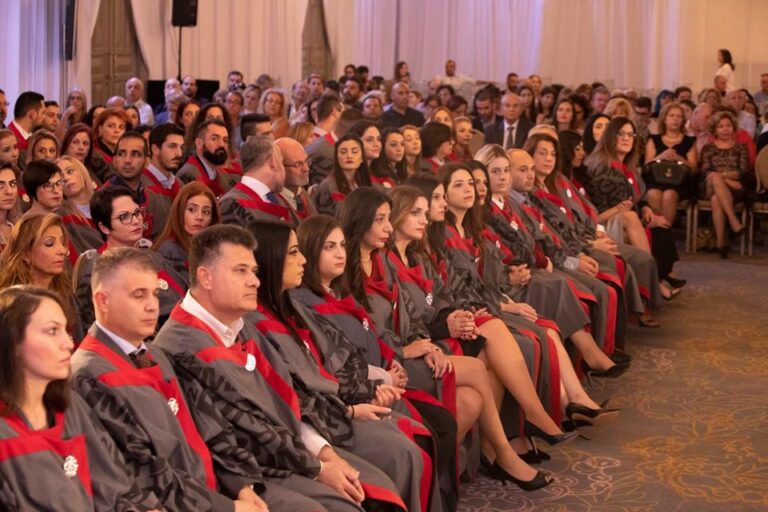 Η Τράπεζα Κύπρου επιβραβεύει τις υψηλές ακαδημαϊκές επιδόσεις