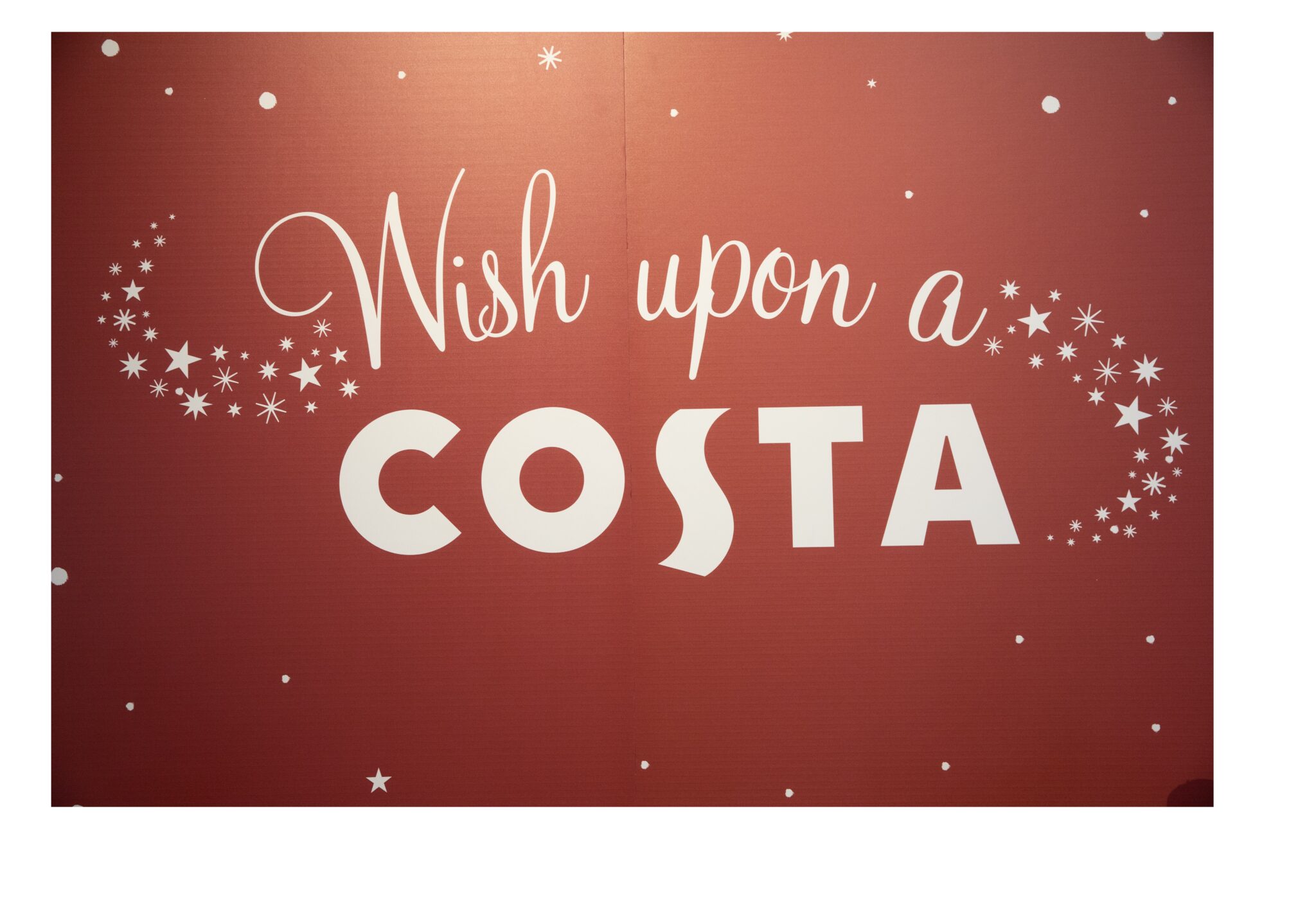 ΤΟ COSTA COFFEE ΜΑΣ ΣΥΣΤΗΝΕΙ ΤΑ ΑΠΟΛΑΥΣΤΙΚΑ ΧΡΙΣΤΟΥΓΕΝΝΙΑΤΙΚΑ ΤΟΥ ΡΟΦΗΜΑΤΑ