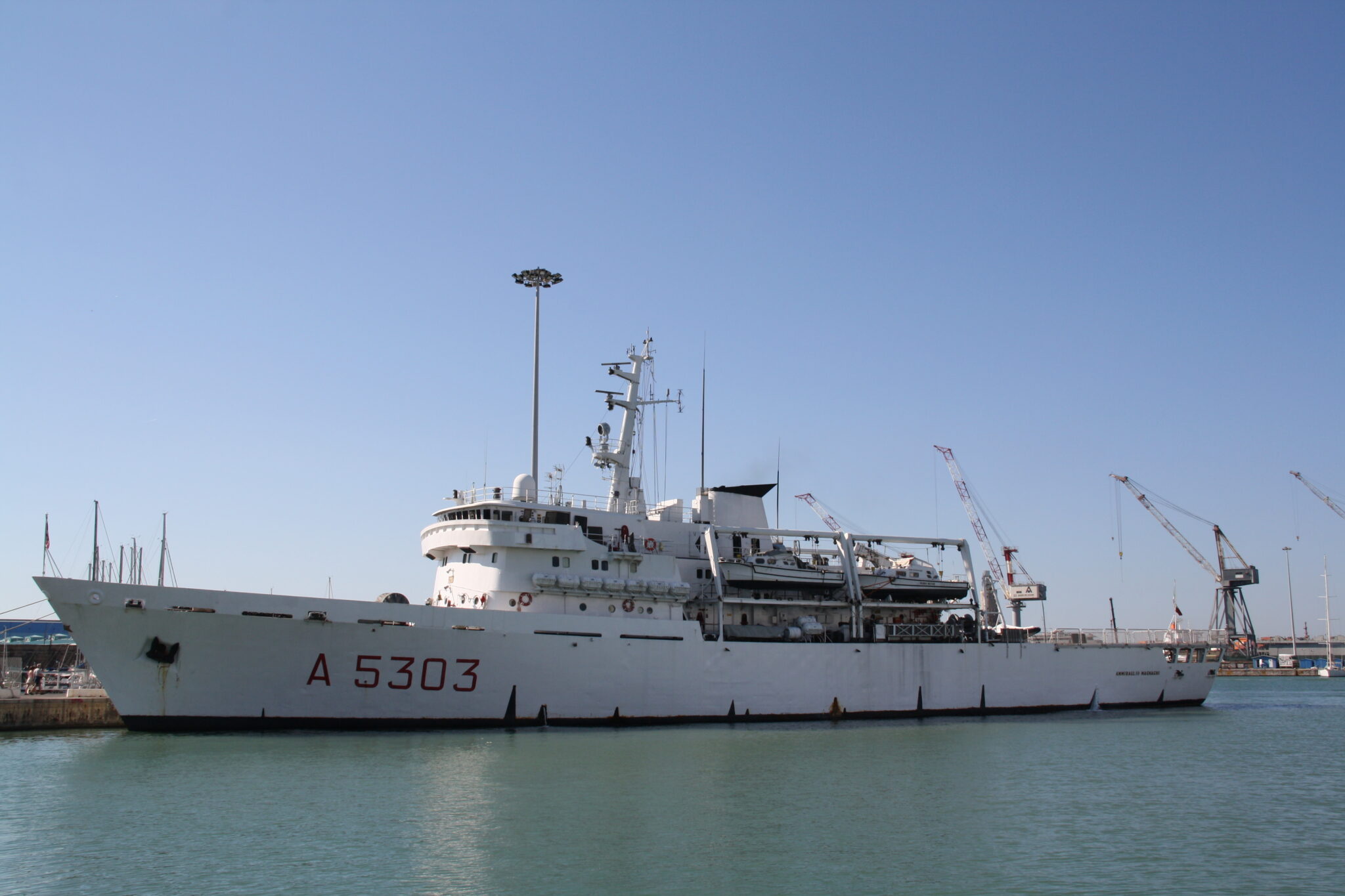 "Έδεσε" στο λιμάνι Λάρνακας το υδρο-ωκεανογραφικό "Ammiraglio Magnaghi" (ΒΙΝΤΕΟ)