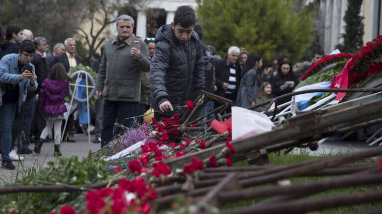 Ξεκίνησαν οι εκδηλώσεις για την 46η Επέτειο του Πολυτεχνείου