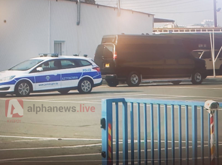 Αρχηγός Αστυνομίας για βαν: «Εύλογη υπόνοια για διάπραξη αδικημάτων»