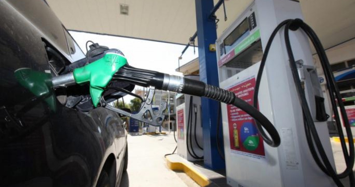 "Φούλαραν" τα αυτοκίνητα τους με πετρέλαιο από τα κατεχόμενα