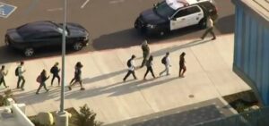 Σκόρπισε το θάνατο σε σχολείο ανήμερα των 16ων γενεθλίων του (ΒΙΝΤΕΟ)