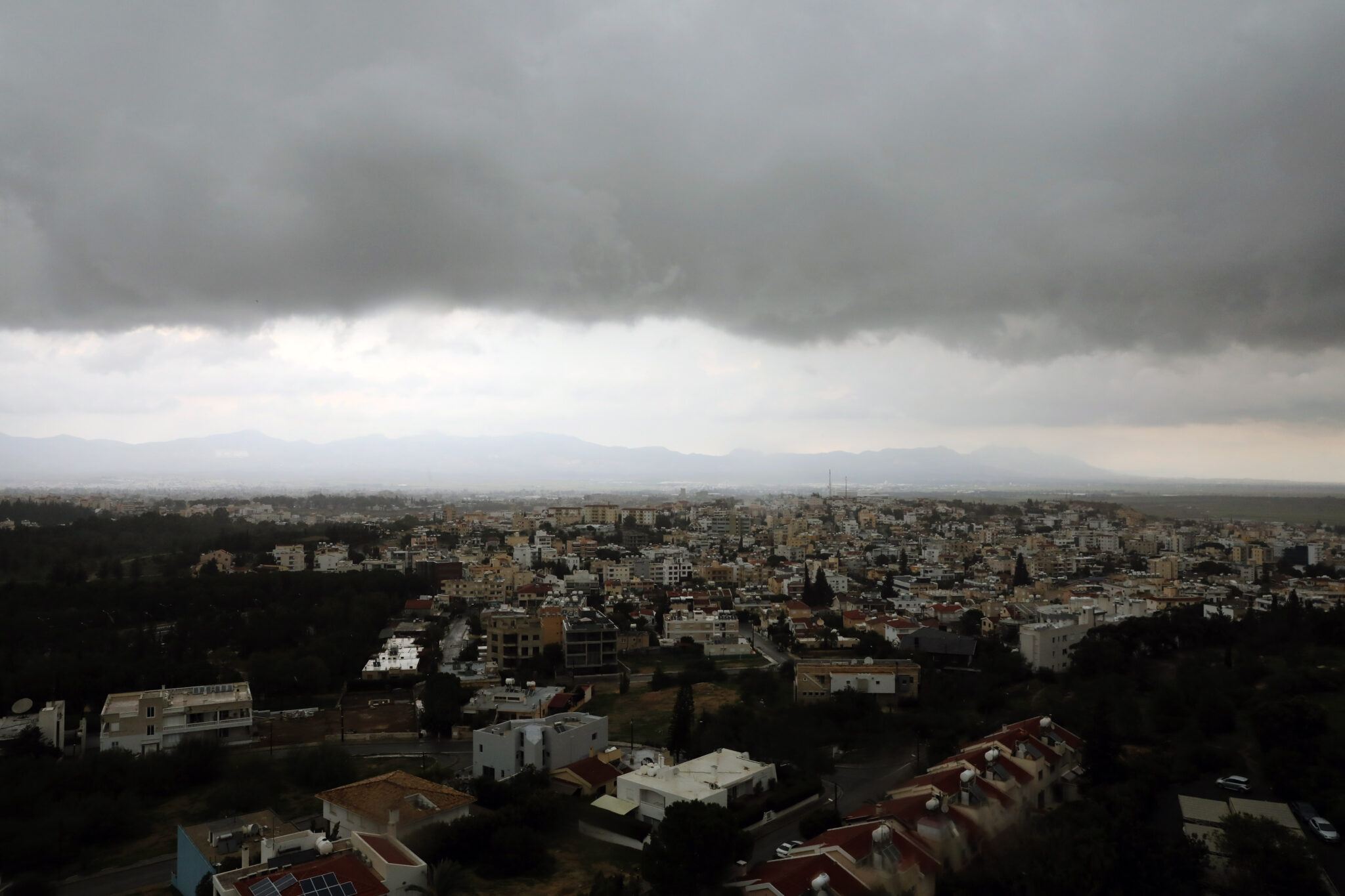 Με βροχές και καταιγίδες έρχεται το πρώτο Σαββατοκύριακο του Νοεμβρίου