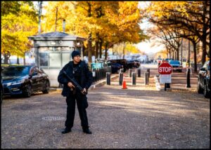 Εκκένώθηκαν Λευκός Οίκος και Καπιτώλειο εξαιτίας ύποπτου αεροσκάφους (ΒΙΝΤΕΟ)