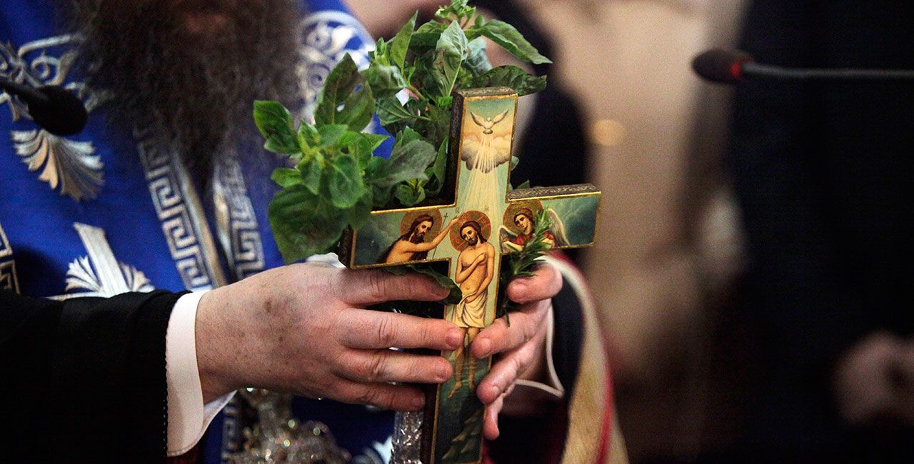 Αντιπαραθέσεις στη Βουλή για την "ιερή συμφωνία" κράτους – Εκκλησίας (ΒΙΝΤΕΟ)