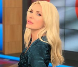 Ελένη Μενεγάκη: Oικογενειακό…γλέντι για τα γενέθλια της στον κήπο της (ΦΩΤΟ)