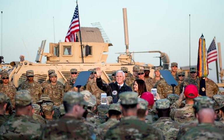 Η επίσκεψη του Αντιπροέδρου των ΗΠΑ στο Ιράκ