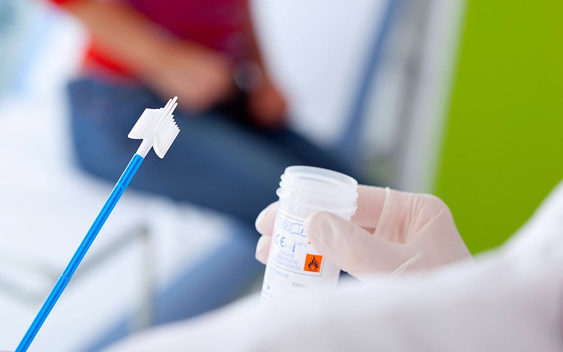 Μαίνονται οι αντιδράσεις για το τεστ ΠΑΠ (BINTEO)