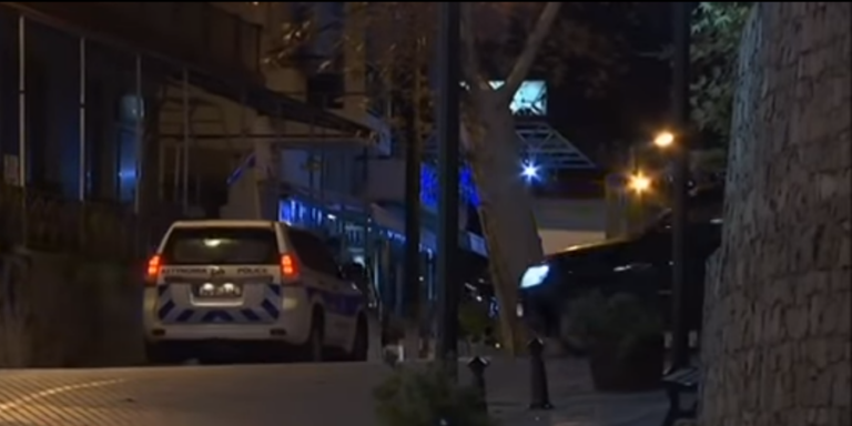 Υπό αστυνομικό κλοιό η Κακοπετριά για τα επεισόδια σε μαθητικές εκδρομές (VID)