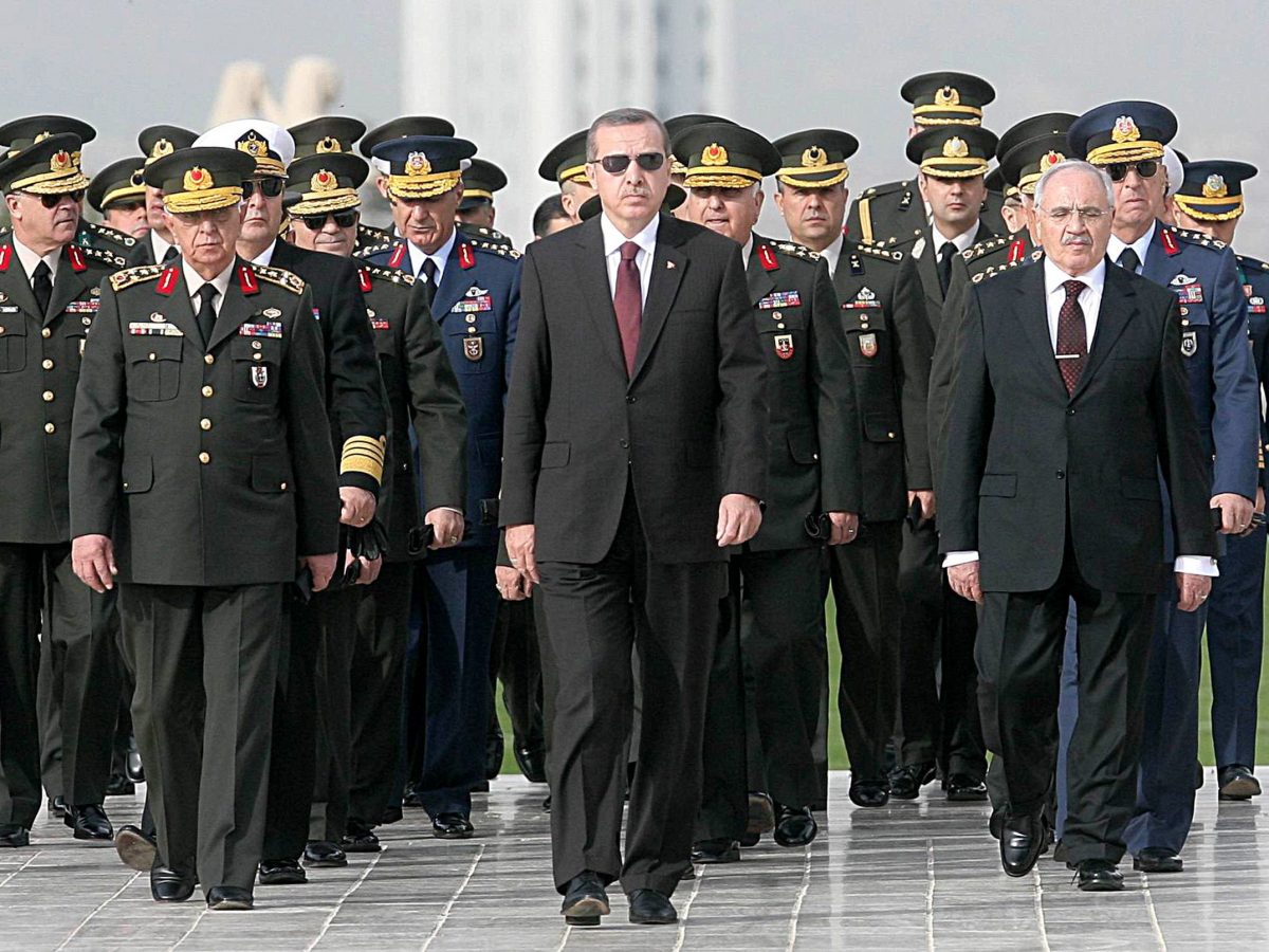 Θέλει να στείλει στρατεύματα στη Λιβύη ο Ερντογάν