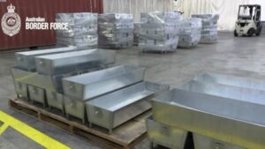 Διευθυντές και μέτοχοι εταιρειών στο "μικροσκόπιο" της ΥΚΑΝ για τα 645 kg MDMA