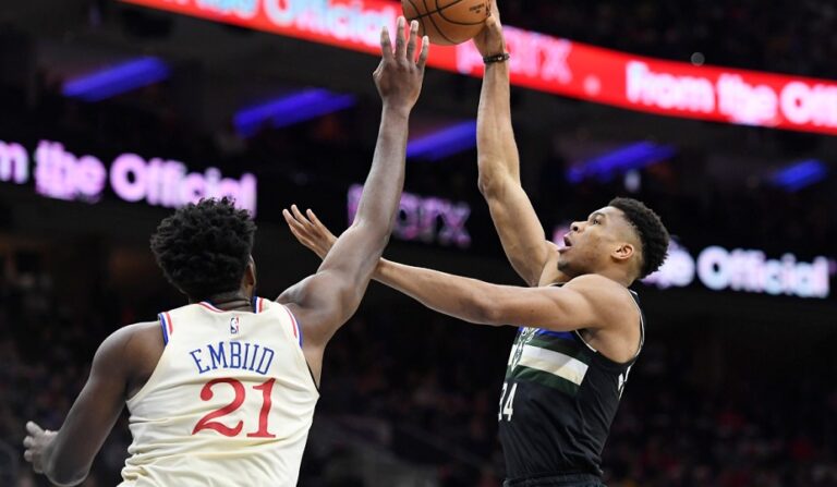 Αγνώριστοι Μπακς και Γιάννης γνώρισαν την ήττα