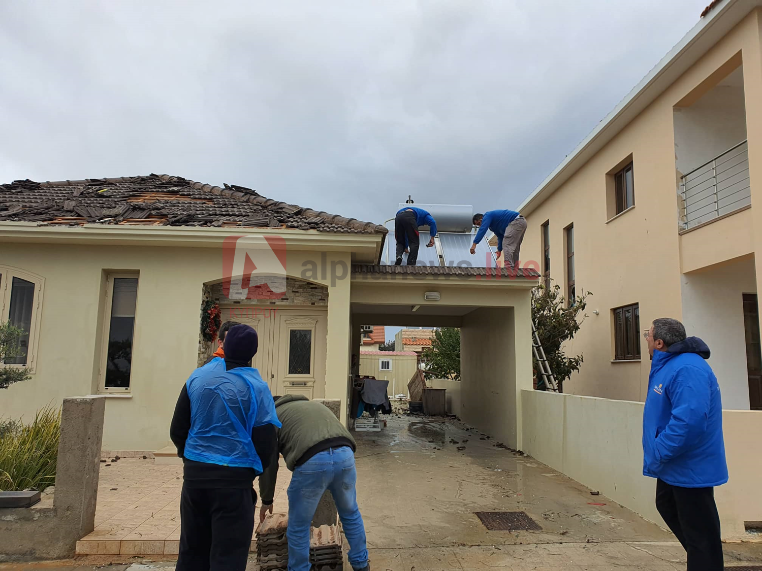 Ανεμοστρόβιλος "χτύπησε" τη Σωτήρα και "σάρωσε" τα πάντα στο πέρασμα του (ΦΩΤΟ)