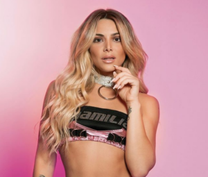 Josephine Wendel: Ποζάρει χωρίς…σουτιέν και κολάζει (ΦΩΤΟ)