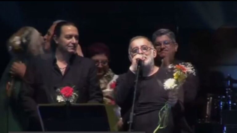 Το τελευταίο χειροκρότημα που έλαβε ο Θάνος Μικρούτσικος στην Κύπρο (ΒΙΝΤΕΟ)