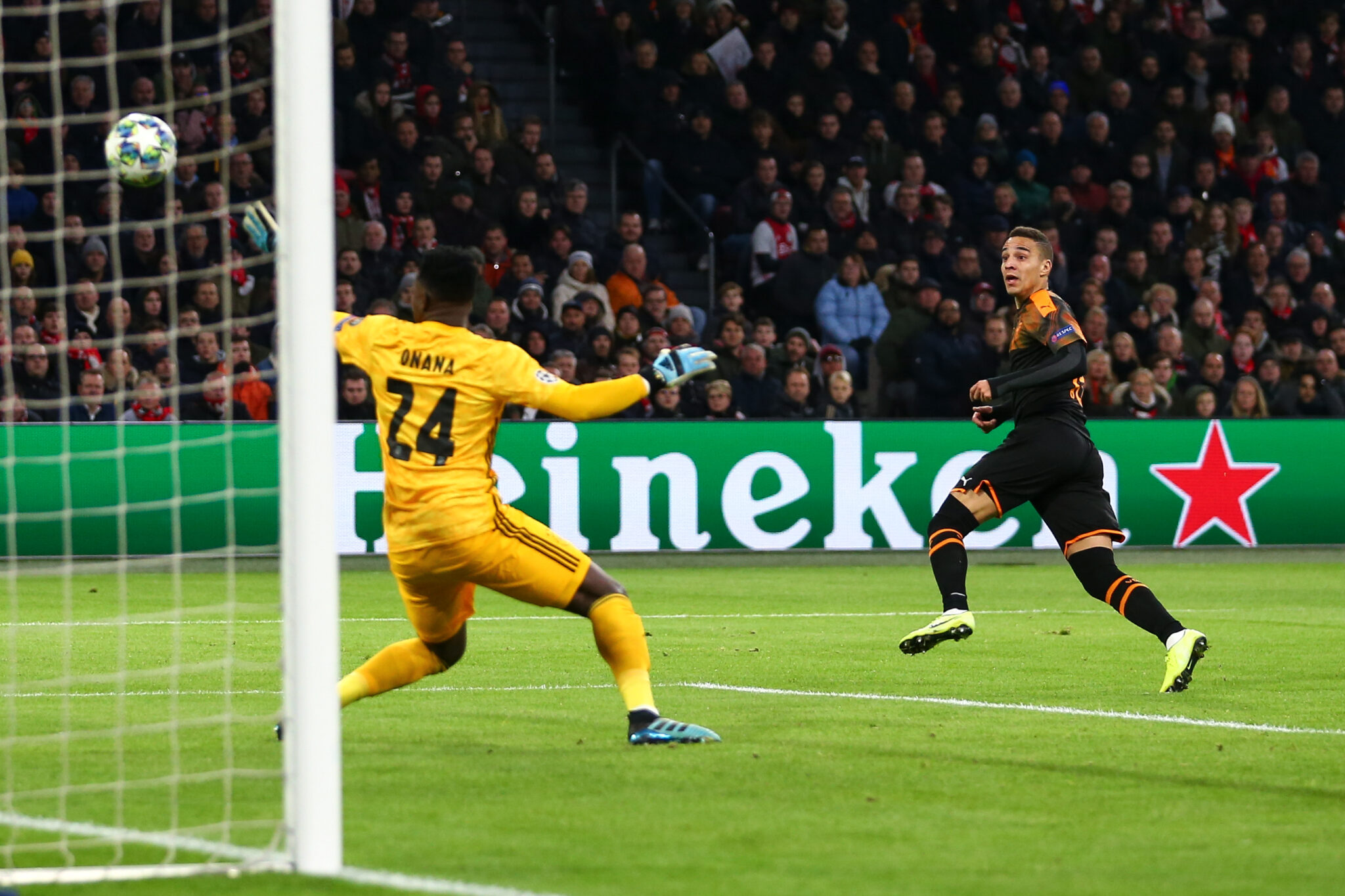 Εκτός η Ίντερ, «αυτοκτόνησε» ο Άγιαξ