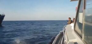 Οι δυνάμεις του Χάφταρ κατέλαβαν πλοίο με πλήρωμα Τούρκους ναυτικούς