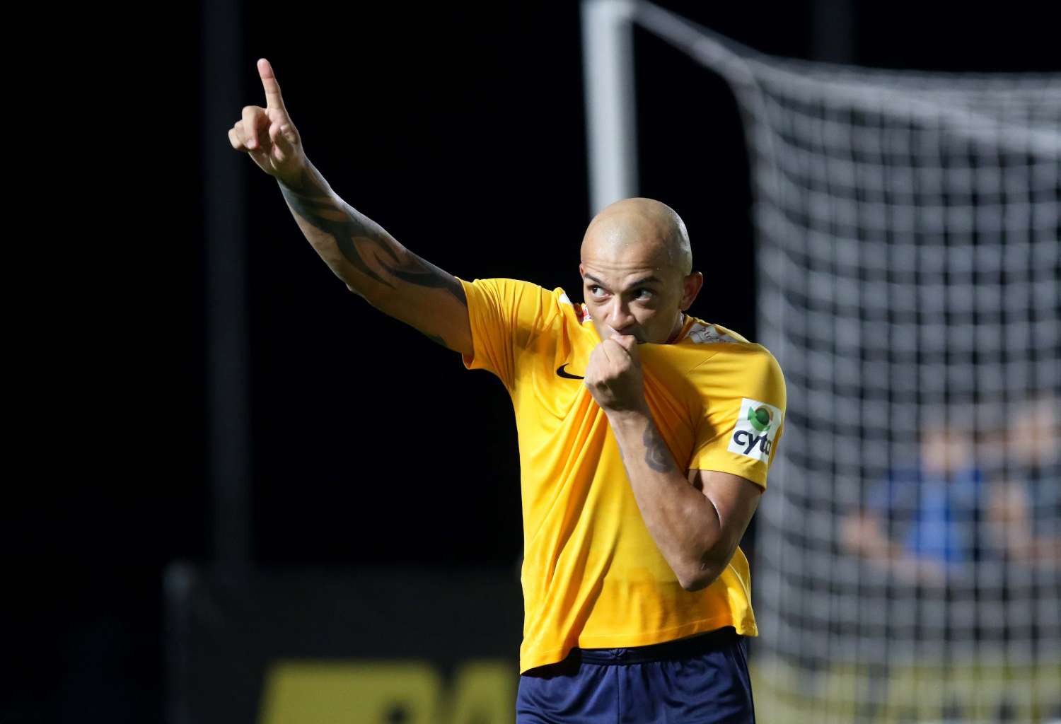 Έντονο ενδιαφέρον για τον Ιβάν Κάρλος από την εγχώρια αγορά