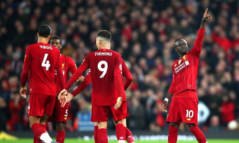 Με νίκες συνέχισαν Λίβερπουλ και Μάντσεστερ Σίτι