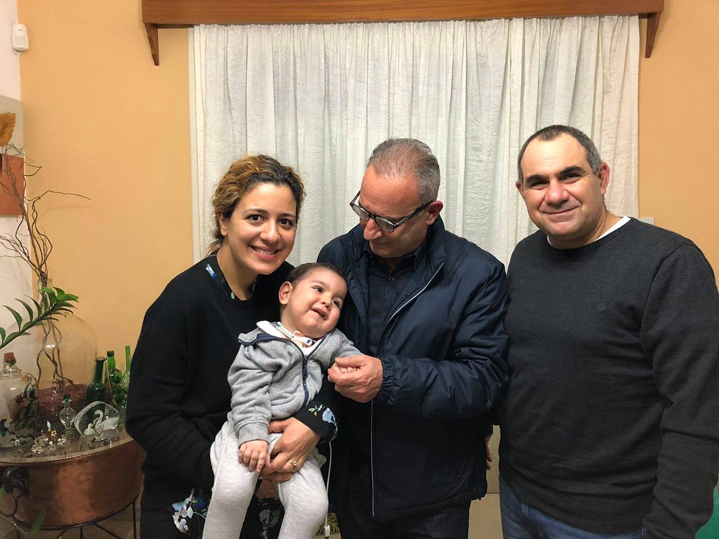 Ο μικρός Αντώνης λύγισε…τον Αβέρωφ Νεοφύτου (ΦΩΤΟ)