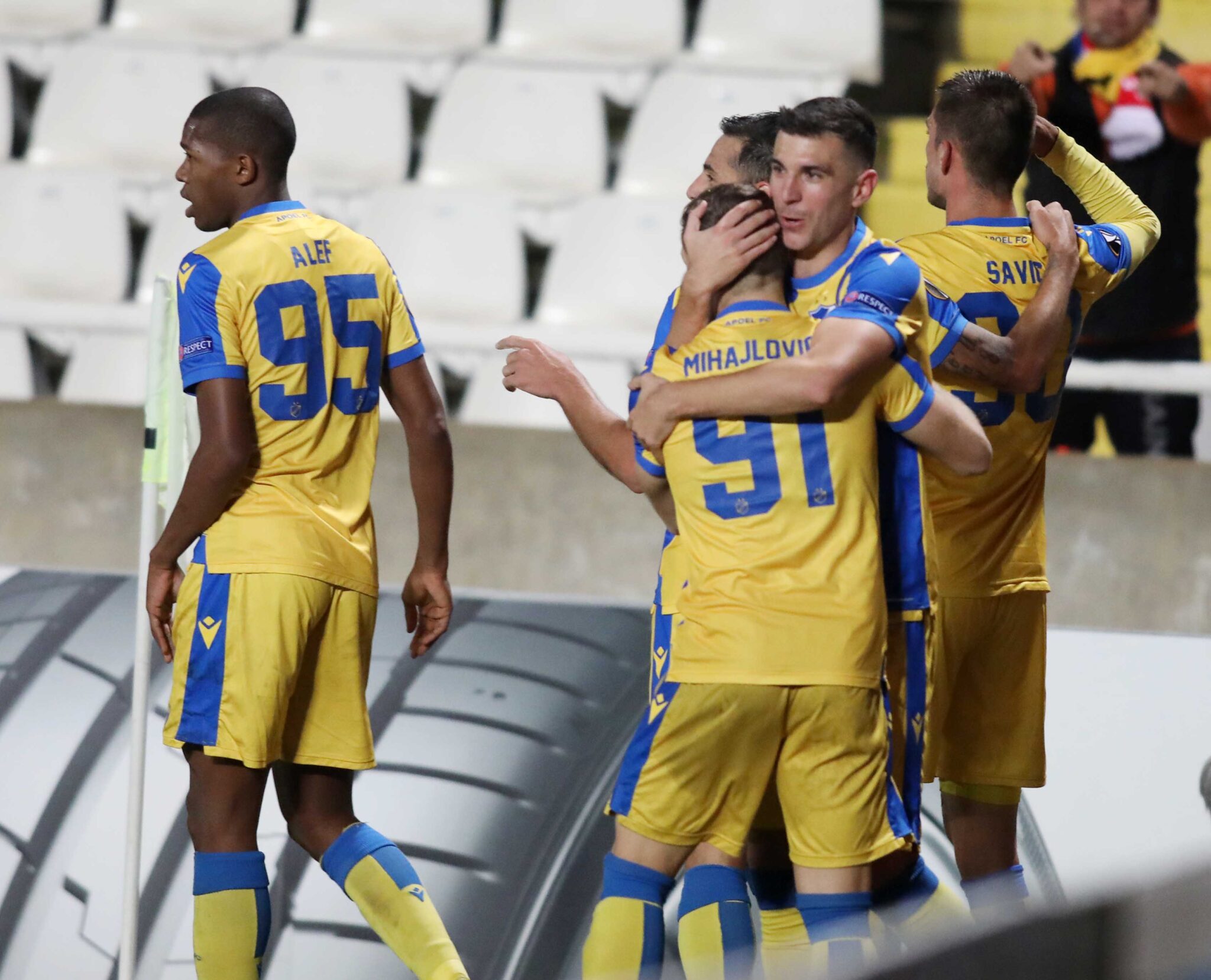 «Ξεμπέρδεψε» από τους ομίλους με νίκη ο ΑΠΟΕΛ (ΦΩΤΟ & ΒΙΝΤΕΟ)