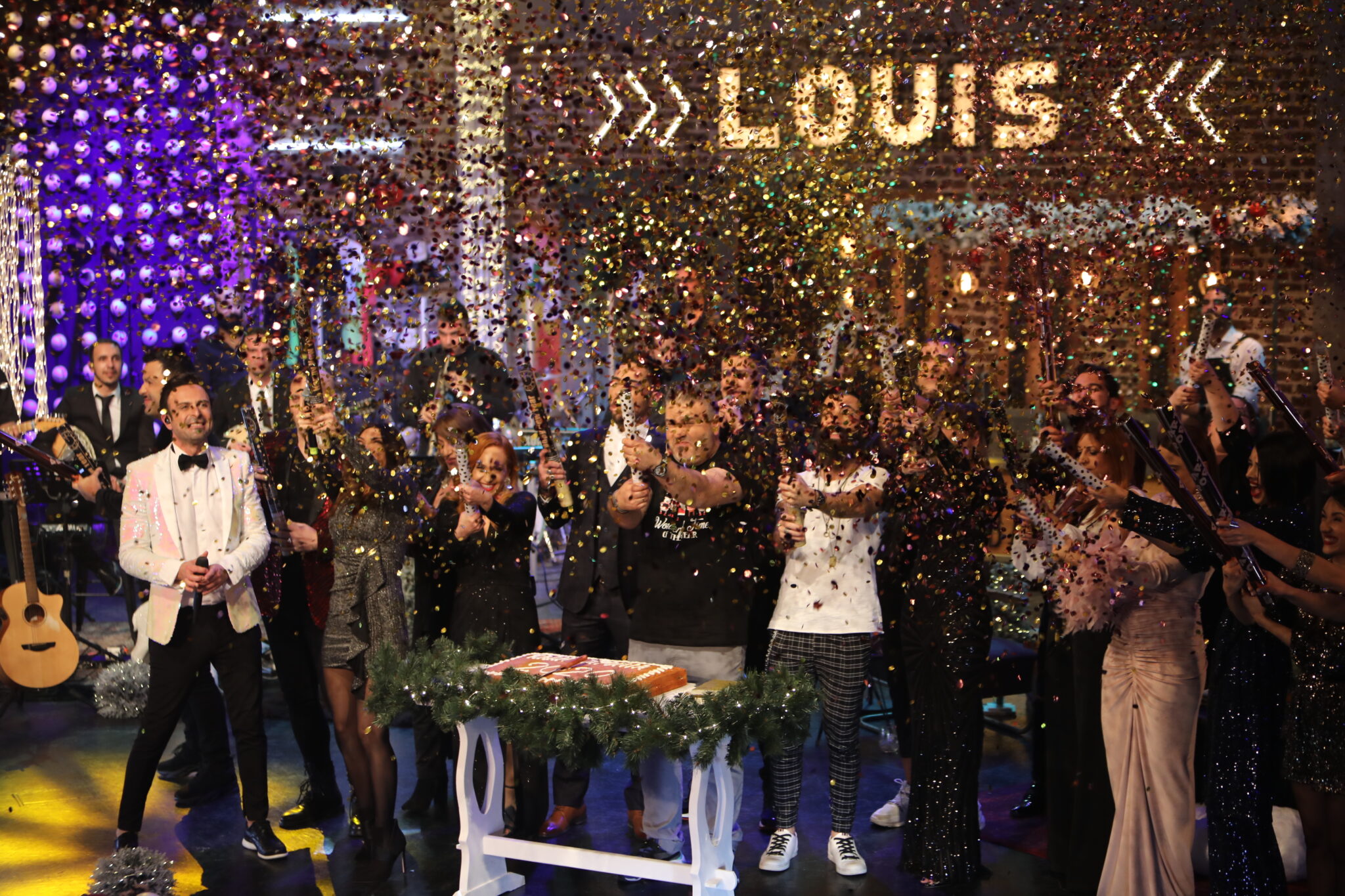 Παραμονή Πρωτοχρονιάς…στον ALPHA με "ΛΟΥΗΣ NIGHT SHOW" (ΦΩΤΟ)