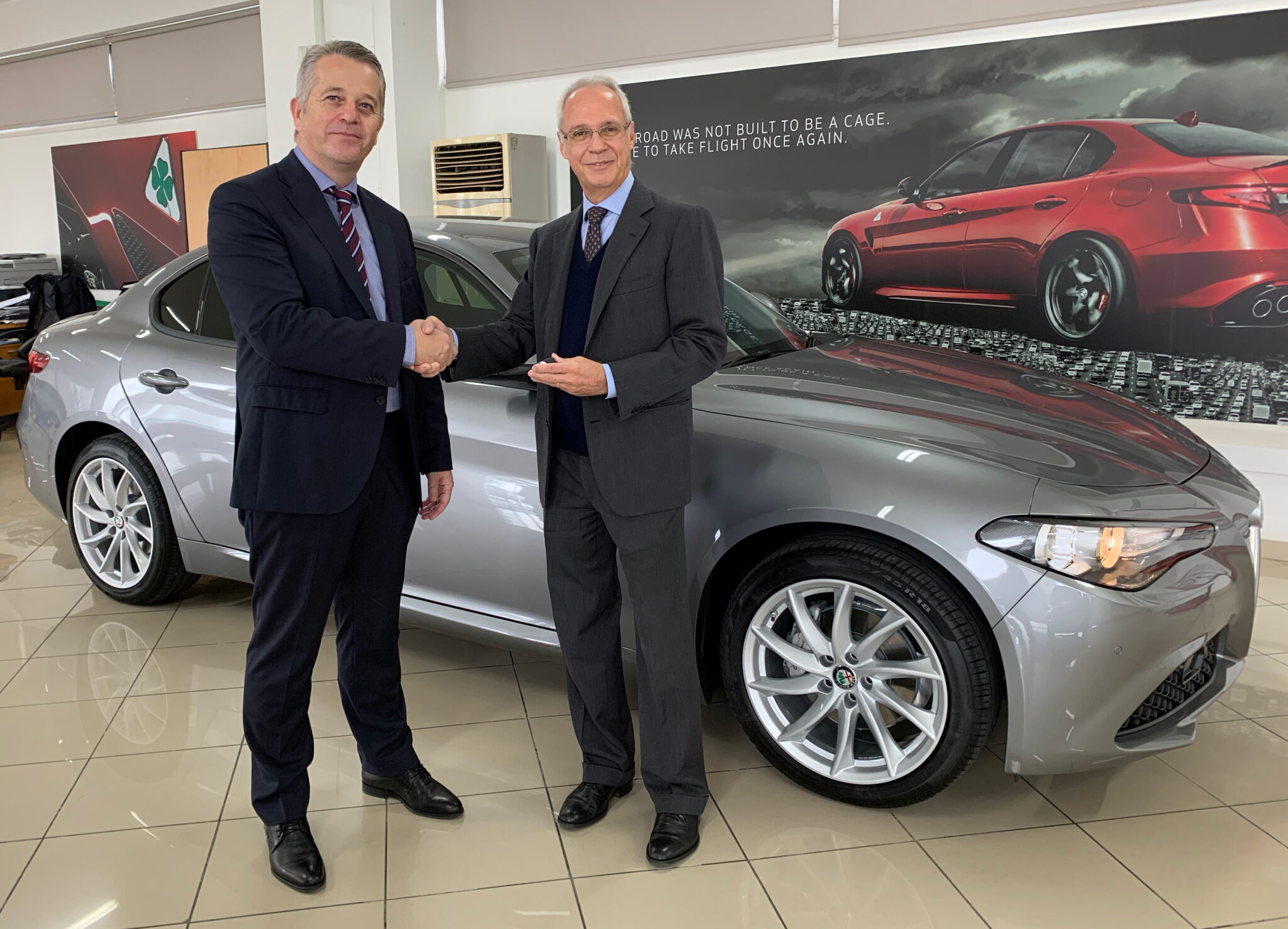 Παράδοση του νέου Alfa Romeo Giulia στον Ιταλό Πρέσβη στην Κύπρο
