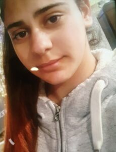 Ώρες αγωνίας για την 17χρονη Χριστιάνα (ΦΩΤΟ)