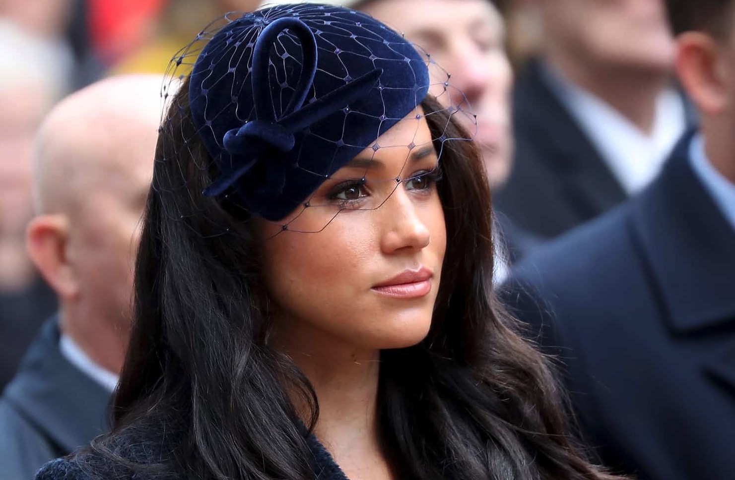 "Με πέταξε σαν μασημένη τσίχλα που είχε κολλήσει στις Louboutin γόβες της"