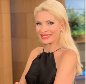 Ελένη Μενεγάκη: Η απίστευτη ομοιότητα με τη κόρη της και οι γενέθλιες ευχές