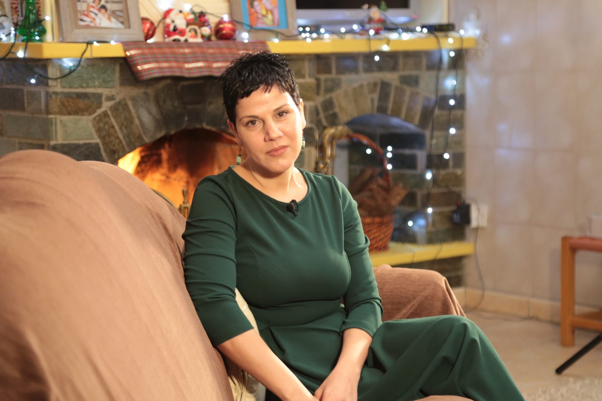 "24 ΩΡΕΣ": Mε μία γυναίκα που κακοποιήθηκε σεξουαλικά σε παιδική ηλικία (BINTEO)