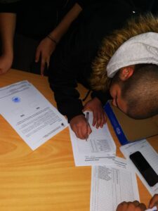 "Ναι" σε ολοήμερη αποχή από τα μαθήματα τους είπαν οι μαθητές